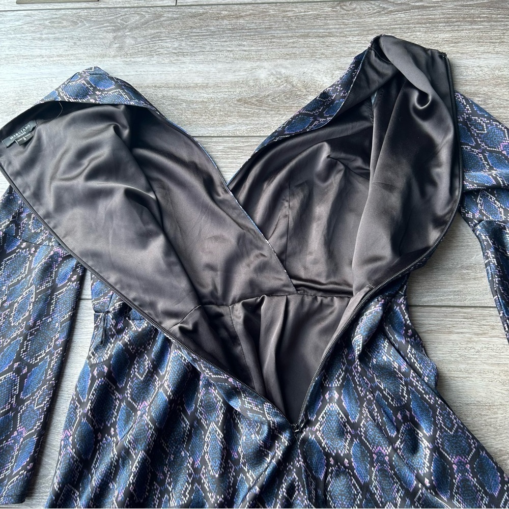 Guess by Marciano Python print romper - Picture 13 of 16